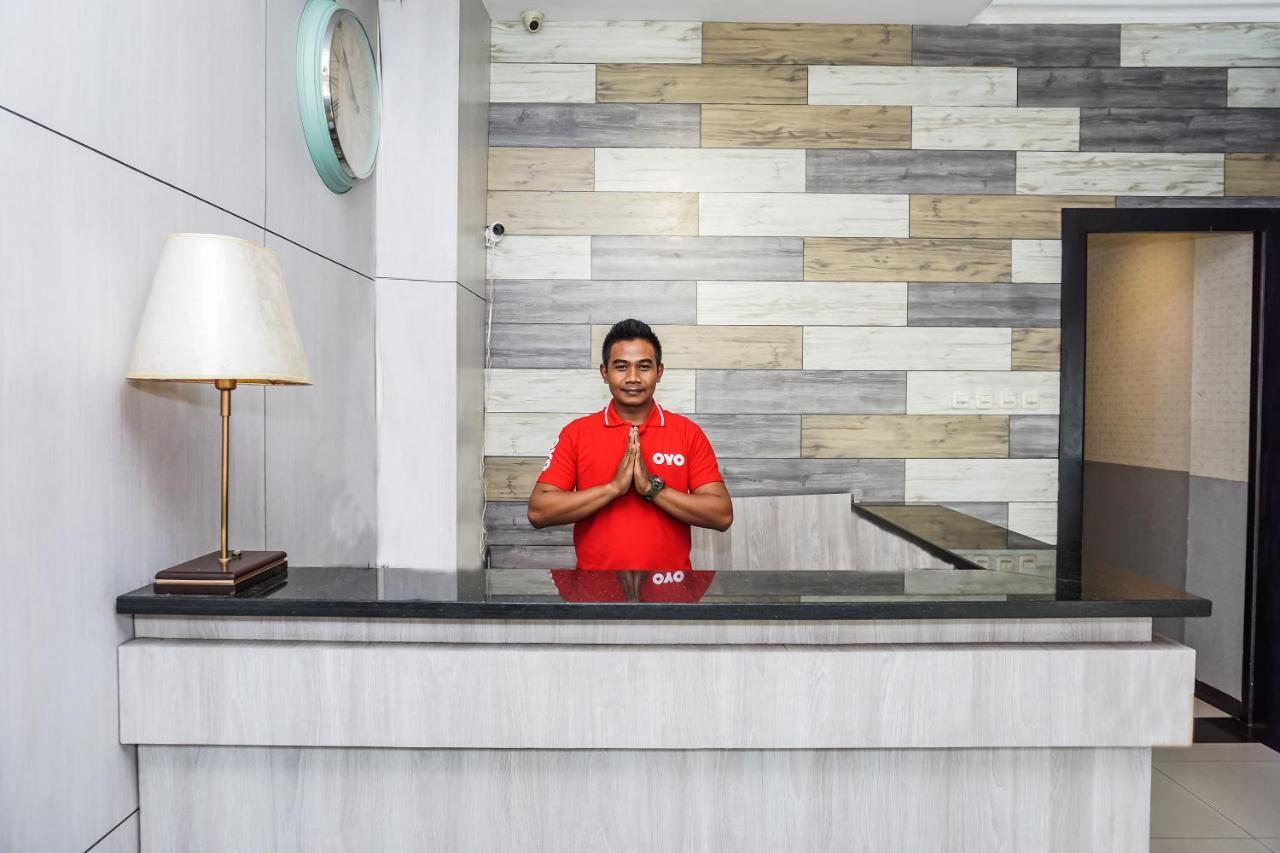 Oyo 119 Belvena Hotel Jakarta Exterior foto