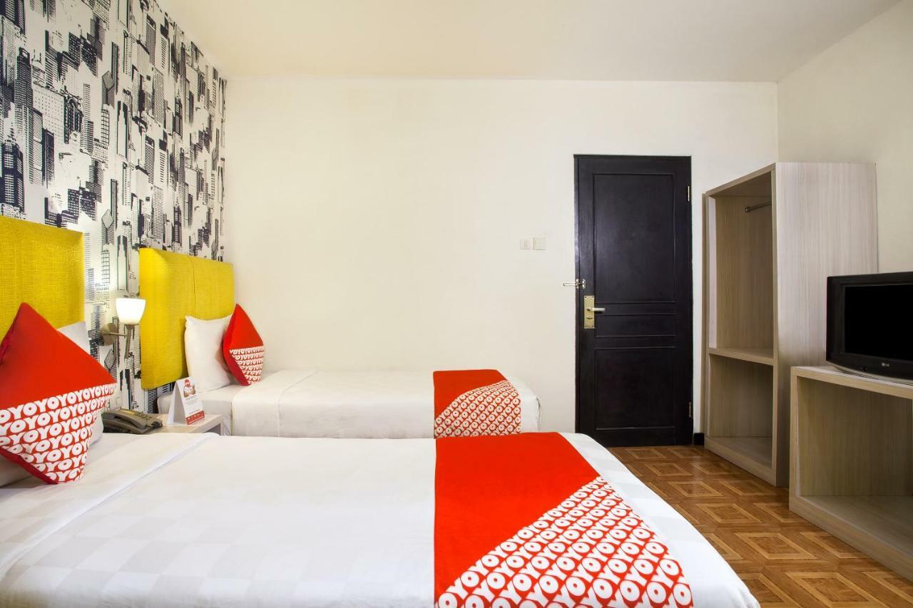 Oyo 119 Belvena Hotel Jakarta Exterior foto
