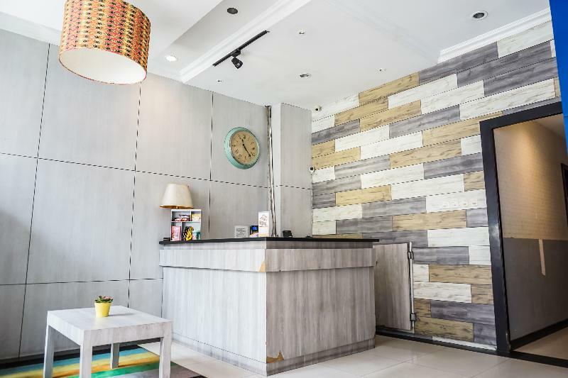Oyo 119 Belvena Hotel Jakarta Exterior foto